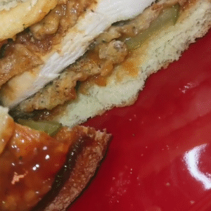 Crunchy Chicken Sandwich w/ Fries